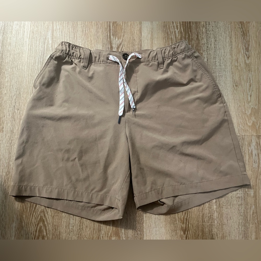 Chubbies hybrid shorts Large 6 inch